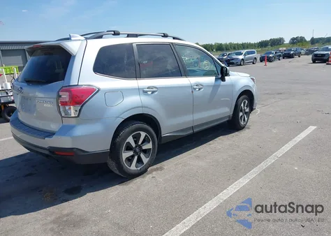 2017 Subaru Forester 2.5I Premium z USA, uszkodzony, nr VIN JF2SJAGC0HH573765